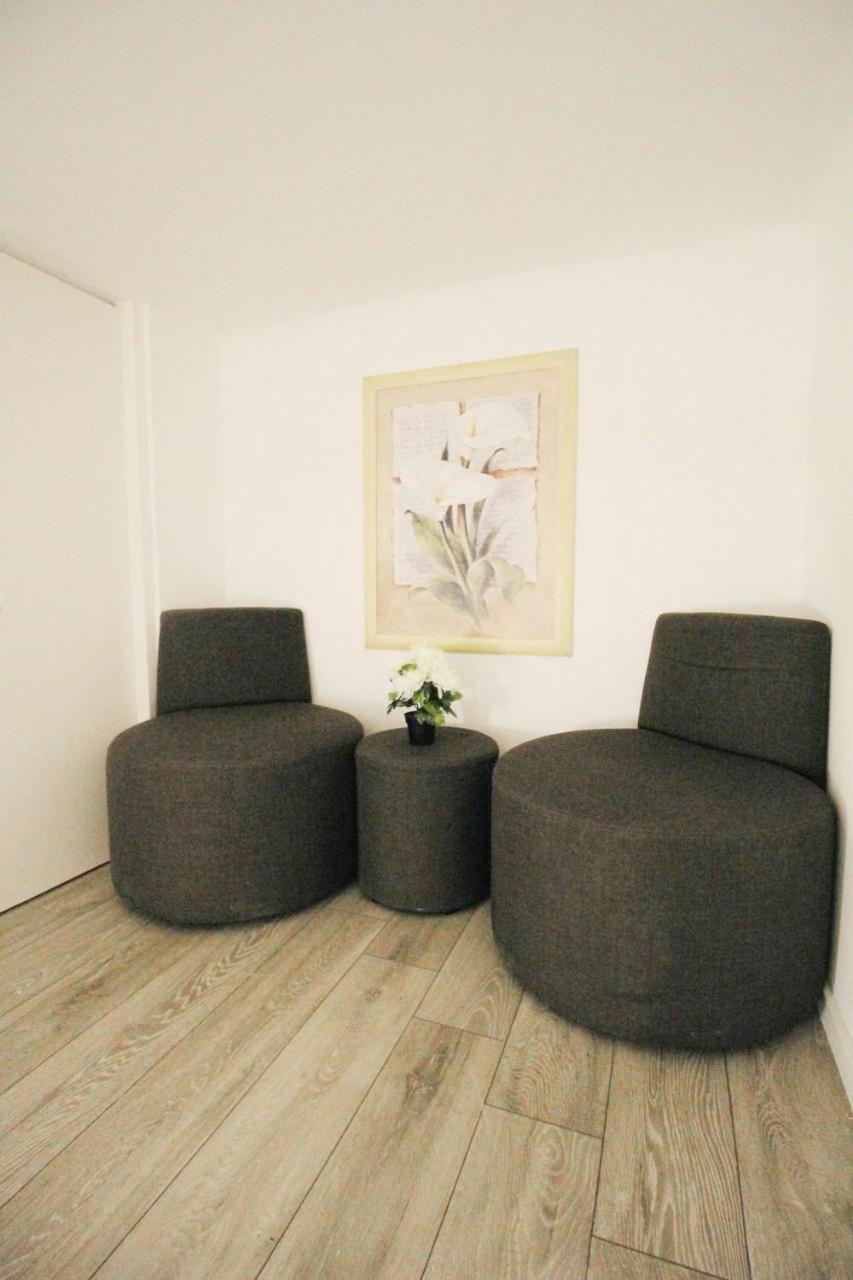 Comfortable Rooms In Akh Area ウィーン エクステリア 写真